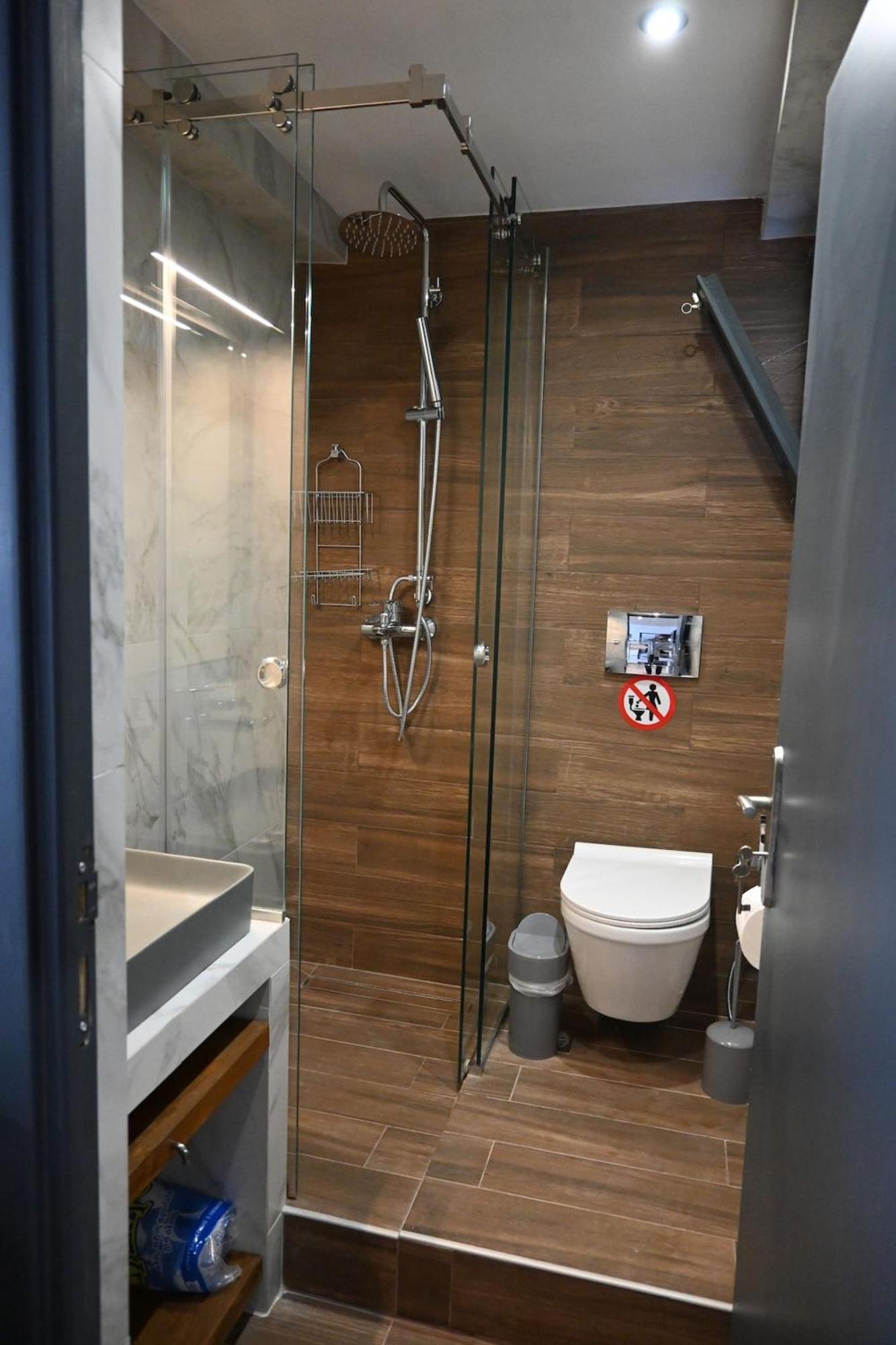 Haris 303 Apartment By Vpn Accomodation Атина Екстериор снимка