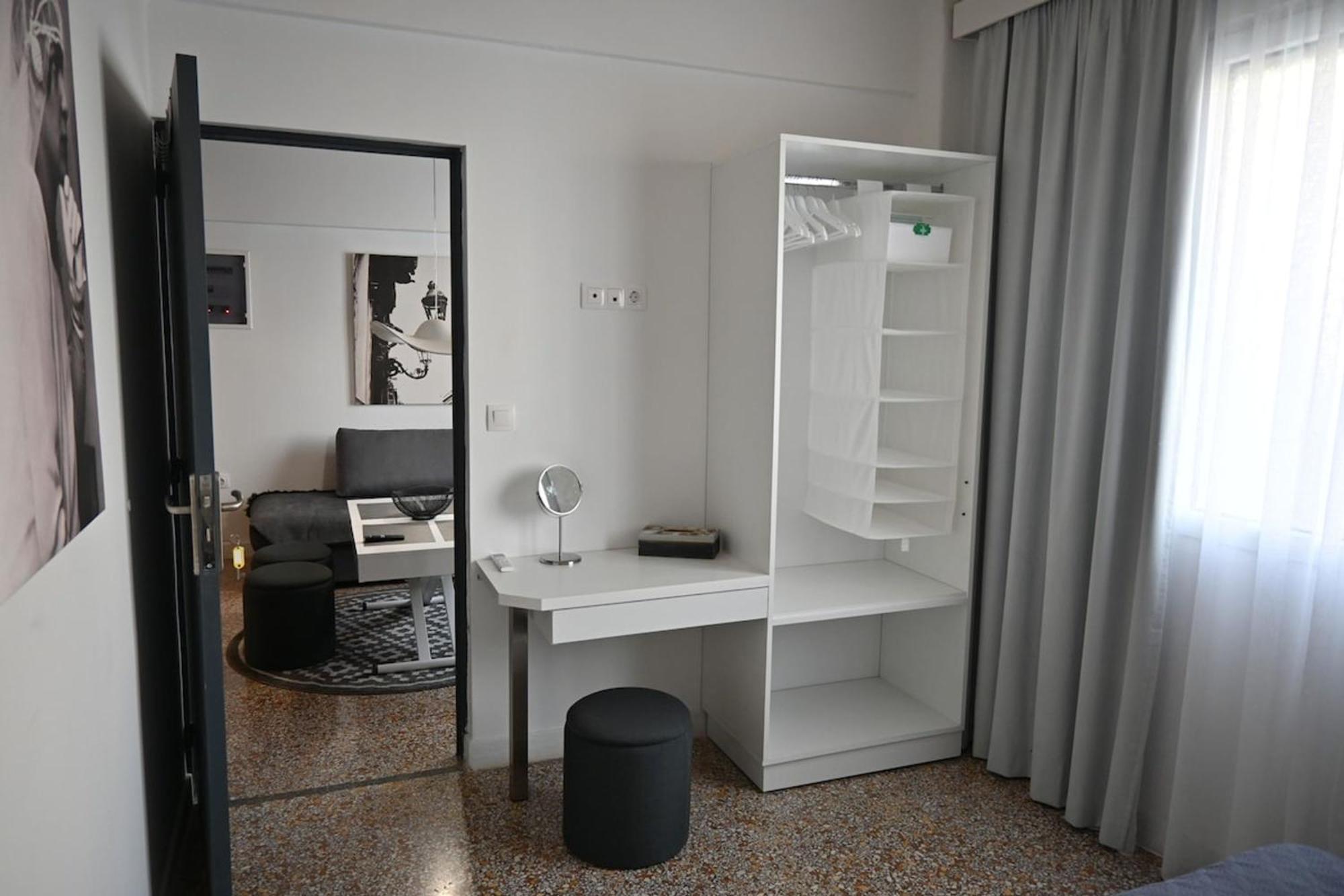 Haris 303 Apartment By Vpn Accomodation Атина Екстериор снимка